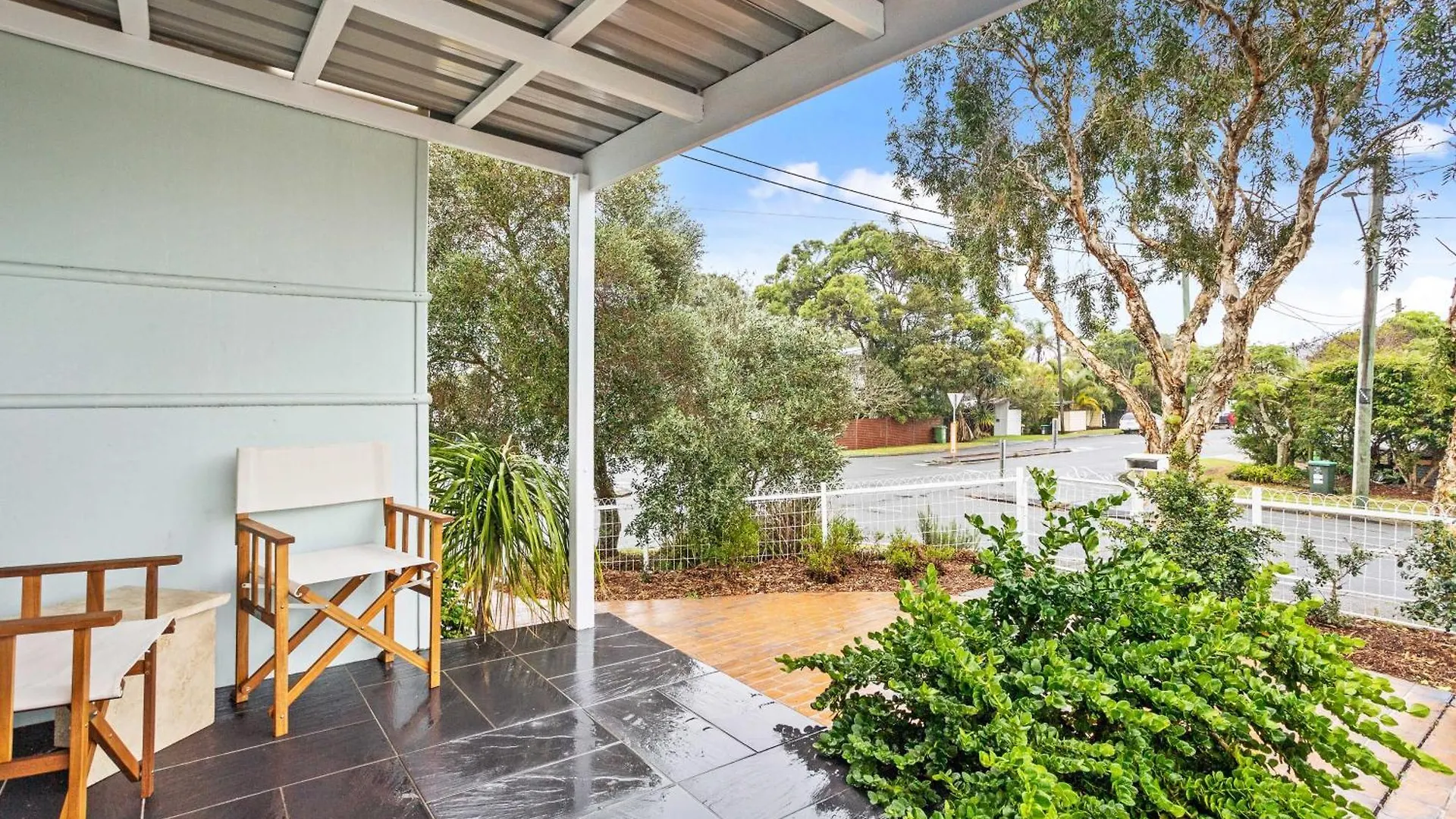 Holiday home Palm Beach Cottage, Walk To Beach Gold Coast Australia